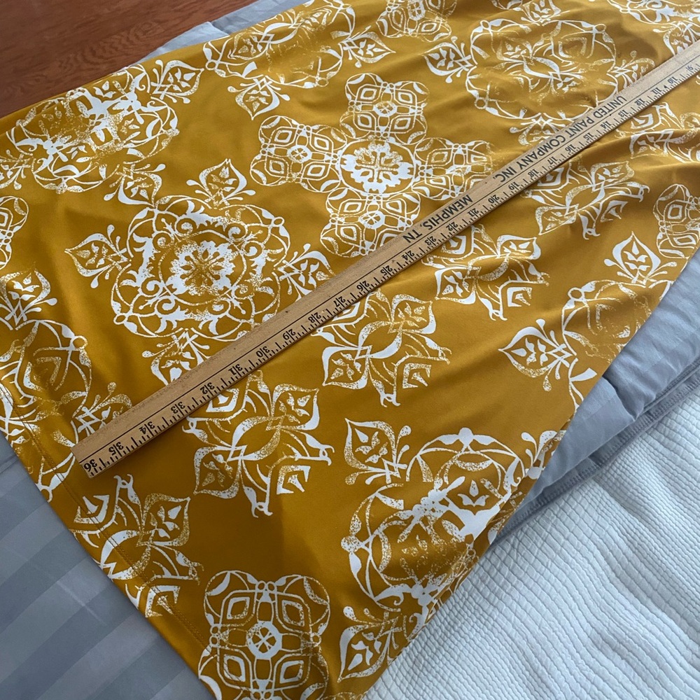 Jules and leopold gold summer dress criss  cross in back - Picture 9 of 9
